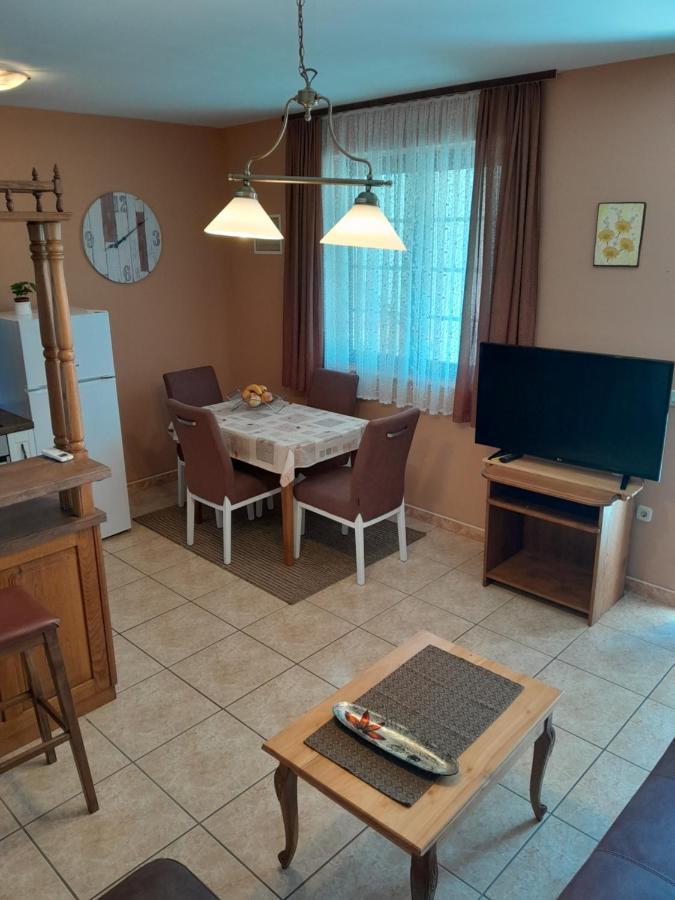 Apartments Ivicek Poreč Extérieur photo